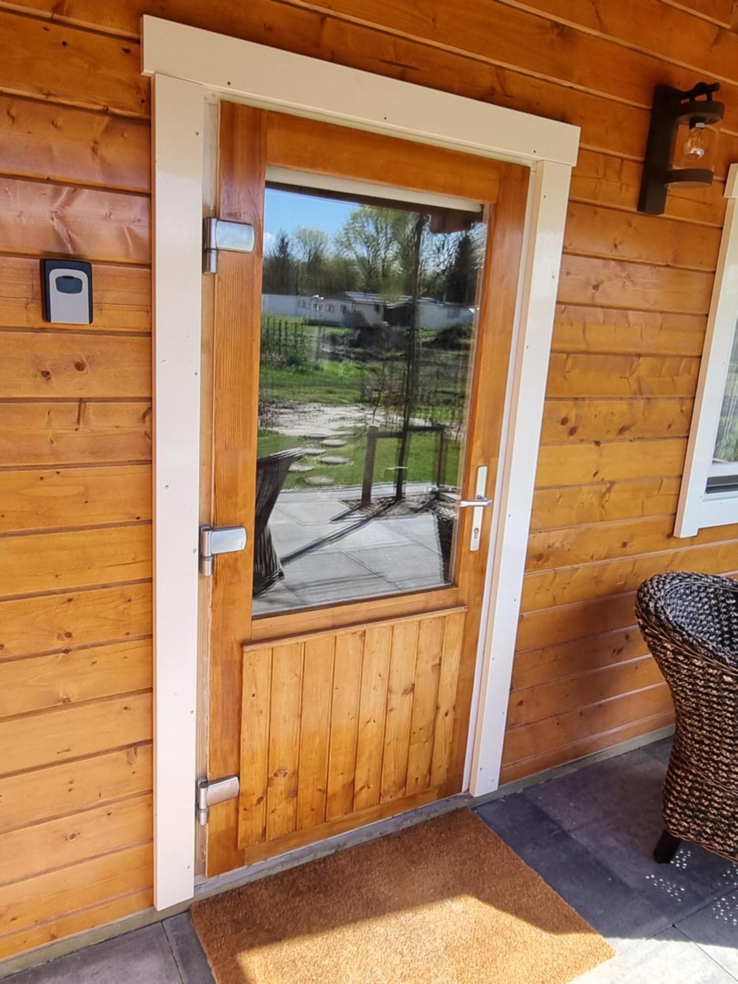 Nieuw - Luxe Blokhut Chalet In Bosrijke Omgeving Anloo Экстерьер фото