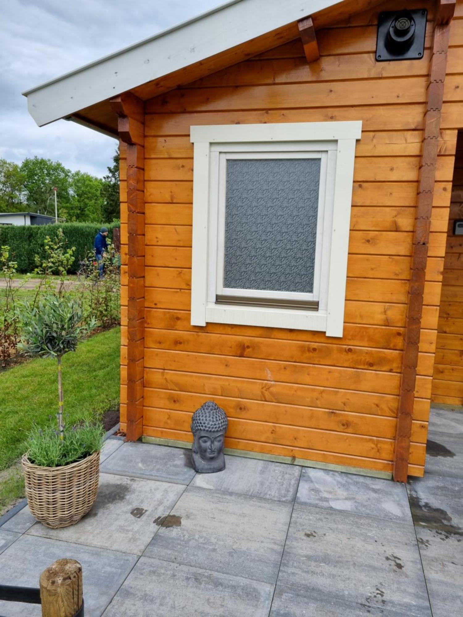 Nieuw - Luxe Blokhut Chalet In Bosrijke Omgeving Anloo Экстерьер фото